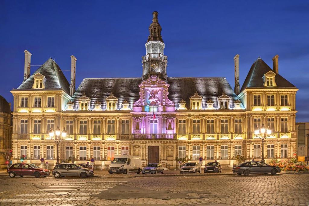 Charmant studio proche gare centre, centre ville et lycée Roosevelt Reims Esterno foto